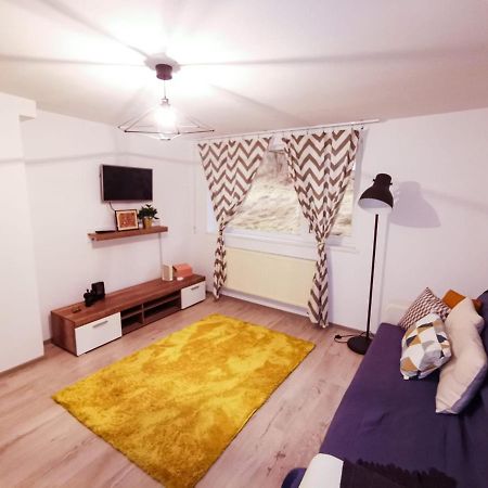 105500 Apartment Szászbuda Kültér fotó